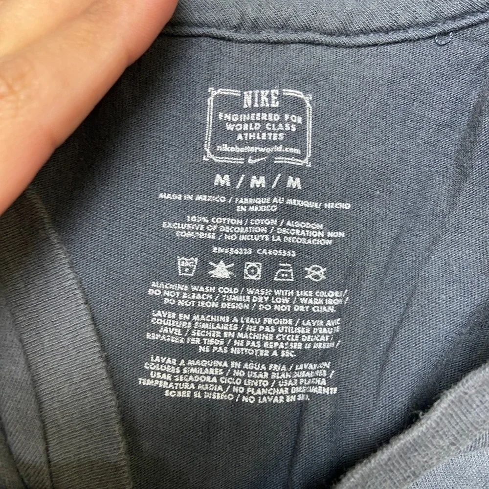 Nike T-Shirt Womens M Charcoal Grey Graphic Logo Cotton Crew Neck Short Sleeve